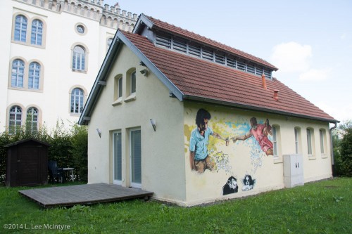 mystery building with mystery painting, tuebingen